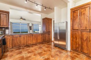 Oceanfront Home with Private Pool and Hot Tub - La Bloquera - 7