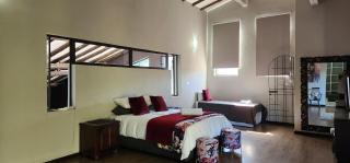Expansive 5-bedroom house - Hartbeespoort - 7