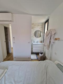 Maison, 4 chambres, métro, climatisation - 9