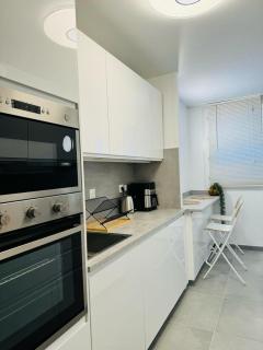 Appartement lumineux 4 pièces refait à neuf aux portes de Paris - Les Lilas - 3
