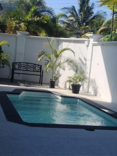 Gated Riverside Studio Apartment - San Juan - 9
