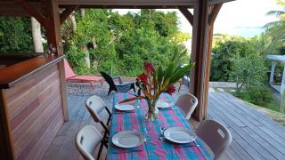 Chez Lyly et Lolo, logement indépendant chez l'habitant - Le Robert - 0