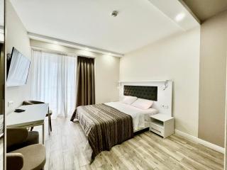 Viva beach Apartments - Batumi - 4