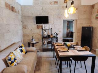 Victoria's Home - Faccia di Trippa - 1