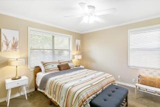 Memories on Mulberry- Hot Tub Game Room Fire Pit - Fredericksburg - 5