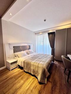Batumi Deluxe Apartments - Batumi - 5