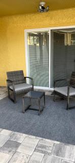 Modern 3bad2bath condo, ground floor, with backyard and shared heated pool, 1 min to food , shopping plaza and 10 min to Siesta Beach - Sarasota - 4