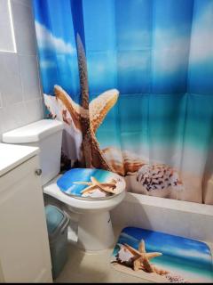 B4 Best Value on Private Bedroom with Private Bathroom in Little Havana, Miami - Miami - 4