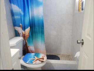 B5 Best Value on Private Bedroom with Private Bathroom in Little Havana, Miami - 6