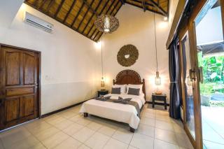 Villa JES - 4 Bedroom Villa - Legian - Legian - 2