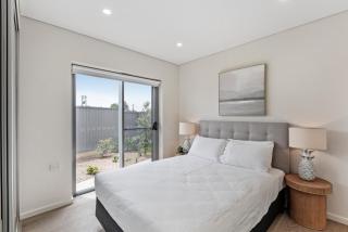Pristine 3-Bed Kiama Unit with Courtyard - Kiama - 2