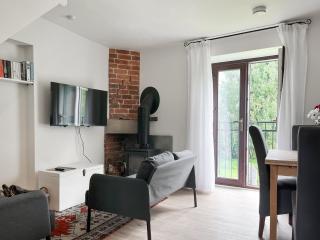 The Coach House - 6