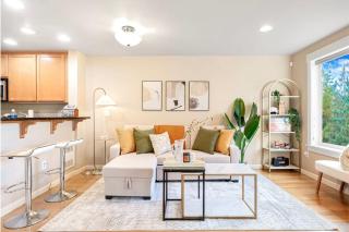 Prime Northgate Retreat near mall I-5 Light Rail - Seattle - 3