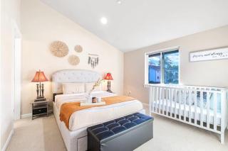Prime Northgate Retreat near mall I-5 Light Rail - Seattle - 2