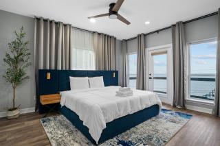 Waterfront Home with Views - Hot Tub & Movie Theatre - Bacliff - 6