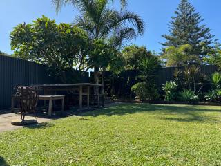 Suzie Q - Spacious 4BR home - 150m to beach - Pet Friendly - Anna Bay - 1