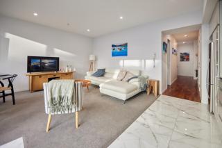 Pavilions Marina Apartment 102 - Wynyard Quarter Viaduct Harbour - 5