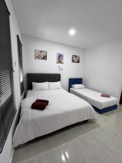 Gonchar Perlis Roomstay - Kangar - 6