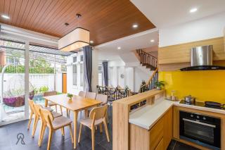 May Stay 4BR Walk to beach - 3