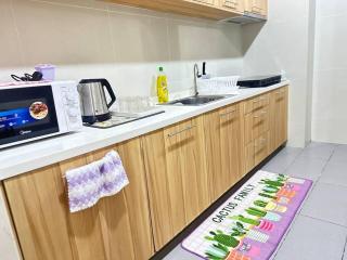KSL City Mall 6pax with 55” TV & Netflix@2CarPark - Johor Bahru - 1