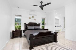 Trinity Beach Stunner - Tropical Entertainer - Trinity Beach - 5