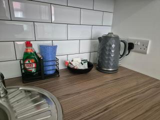 #2 Fully Refurbished Portsmouth Studio Apartment - Portsmouth - 2