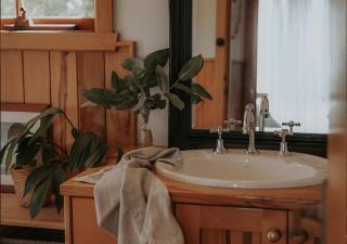 Waterfront - Bluff Beach House, Park Beach - Dodges Ferry - 4