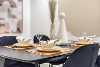 The Smart Concierge - Reehan 8 - 3