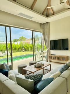 Luxury 3 Bedroom Pool Villa - - 3