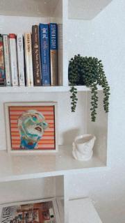 Beachfront Artsy Apartment - Clacton-on-Sea - 8