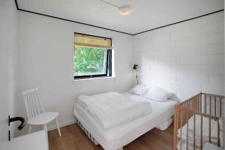 Summer House In An Idyllic Coastal Area, - Højby - 2