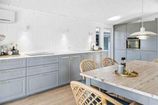A Cozy Summer House With Spa Near Town And Beach - Marielyst - 4
