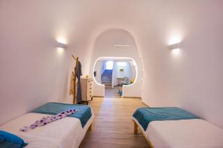 Vivid Caves 2 Bedroom Cavehouse - Foinikiá - 4