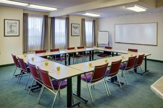 Lakeview Inns & Suites - Okotoks - Okotoks - 3