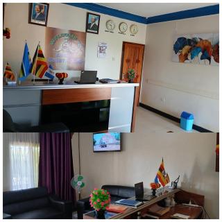 Emmas' Guest House - 1