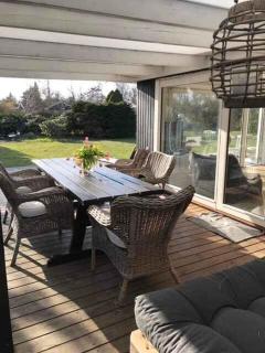 Lovely Holiday Home With Annex And Garden, - Dronningmølle - 7