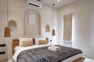 Villa Rosado Canggu - Tumbak Bayuh - 4