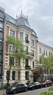 Elegant & Quiet Apartment in Historic House - Prime Location in Oslo West - 0