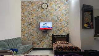 Red Rose Hotel - 8