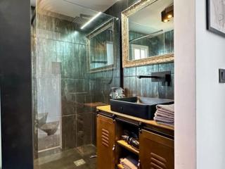 Seaview Dreams Luxury 2 bedroom apartment with amazing views and balcony BY NAMASTE ELITE - Torremolinos - 3