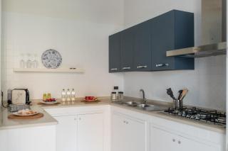 Sorrento Main Road Apartment - 6