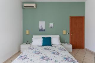 Sorrento Main Road Apartment - Sorrento - 2