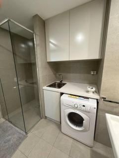 Cozy 1 bedroom at Olympic Park with one carspace - Sydney - 3