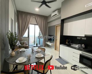 The Luxe - 3 pax - KLCC View - Balcony at 27 floor - Kuala Lumpur - 0