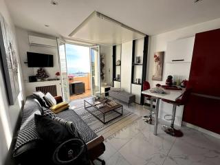 Studio VUE MER IMPRENABLE PLEIN SUD à GOLFE JUAN - Vallauris - 0
