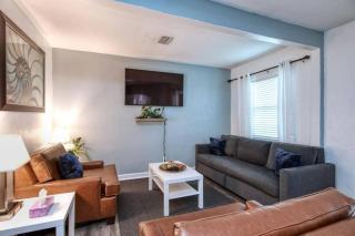 Park Shore Suites of Madeira Beach! Pet Friendly and Steps to the Beach! - #4 - St Pete Beach - 0