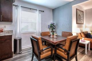 Park Shore Suites of Madeira Beach! Pet Friendly and Steps to the Beach! - #4 - St Pete Beach - 3