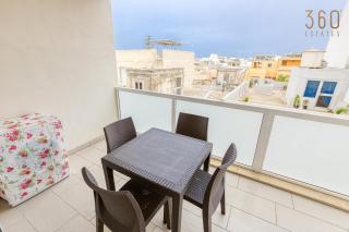 Cosy 3BR home with Balcony & Sofa bed in Zabbar by 360 Estates - Żabbar - 2