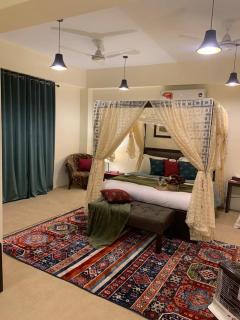 The Mandarin Inn - 6