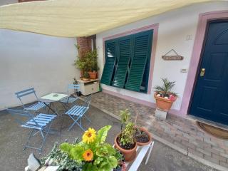 "La Casita", 2 Floors Apartment, Private Parking 1 car OR 2 Bikes, Air-Cond and Terrace - Livorno - 3
